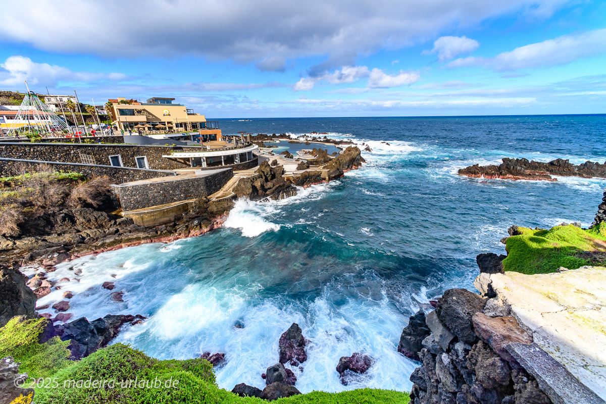 Bucht von Porto Moniz mit Naturschwimmbecken
